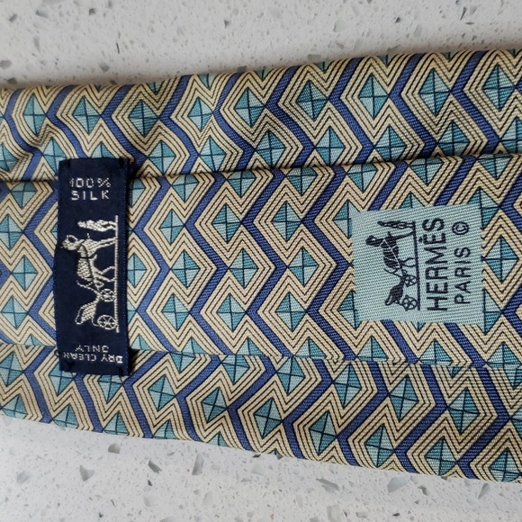 HERMES 100% silk tie - Picture 4 of 5